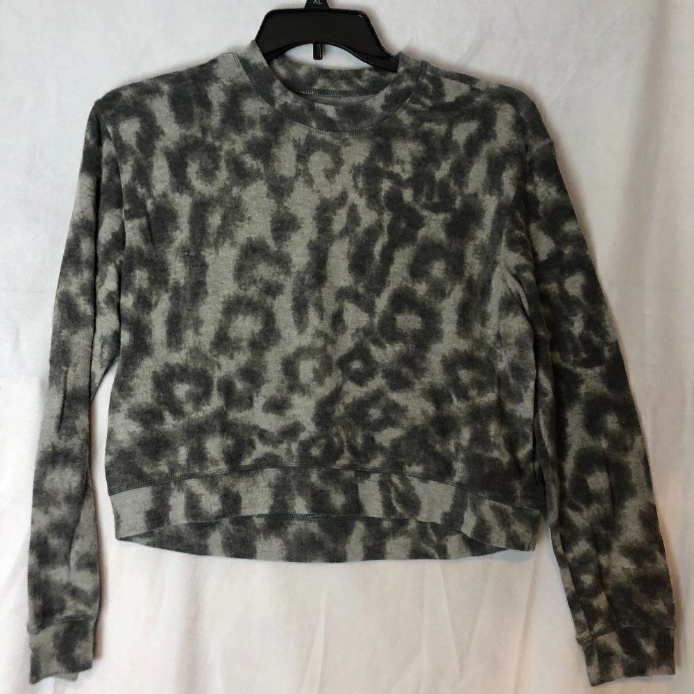 Blank NYC Womens size S top gray cheetah long sleeve top                      SB